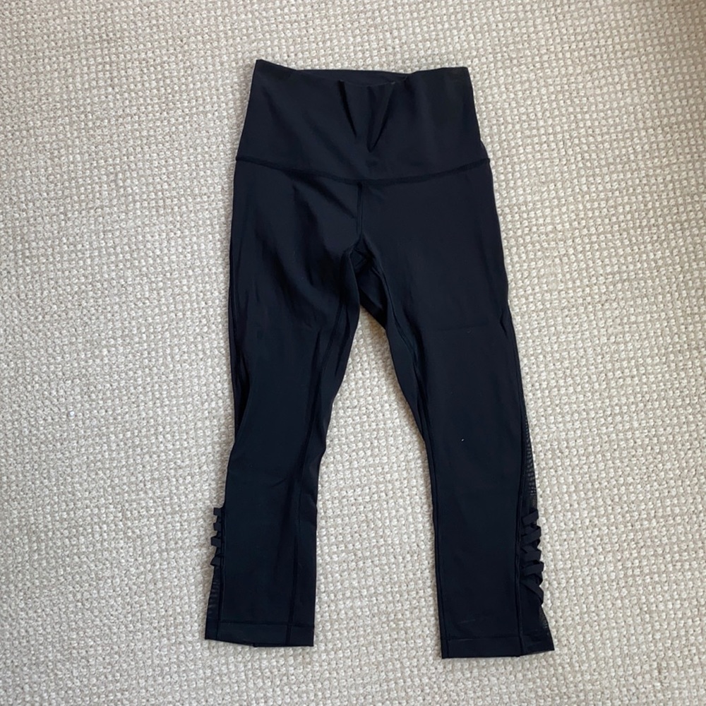 Lululemon Crop Pants - Size 6